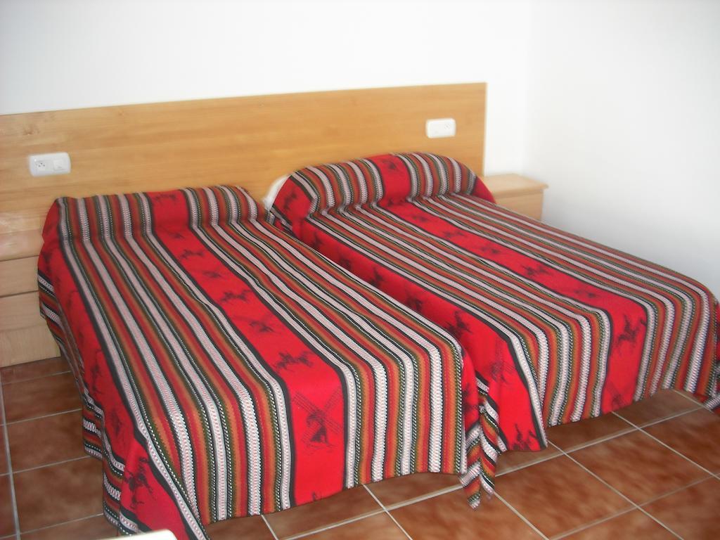 Apartamentos Sierra Del Hacho Montejaque Chambre photo